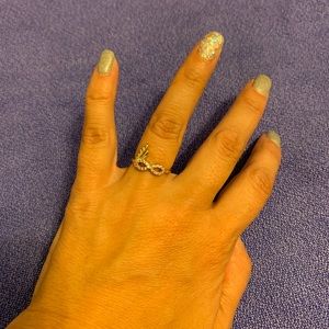 FJ gold ring. Size 5.